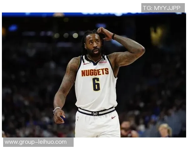 小乔丹内线强势补篮得手并成功加罚展现绝佳状态