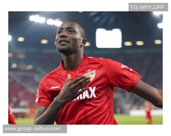 巴萨关注多特前锋吉拉西明夏解约金降至5000万欧元