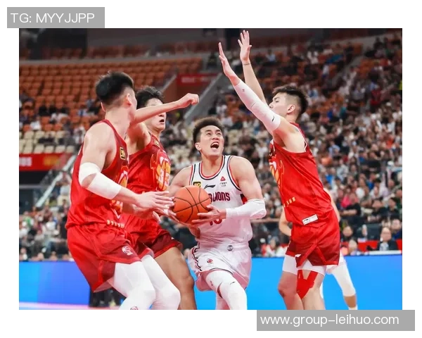 郭艾伦在赛场上享受比赛乐趣超越外界压力球迷对此深表认同 郭艾伦在赛场上享受比赛乐趣超越外界压力球迷对此深表认同