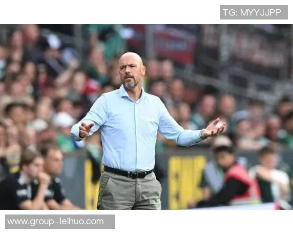 滕哈赫转型任特温特技术总监探索教练生涯新篇章